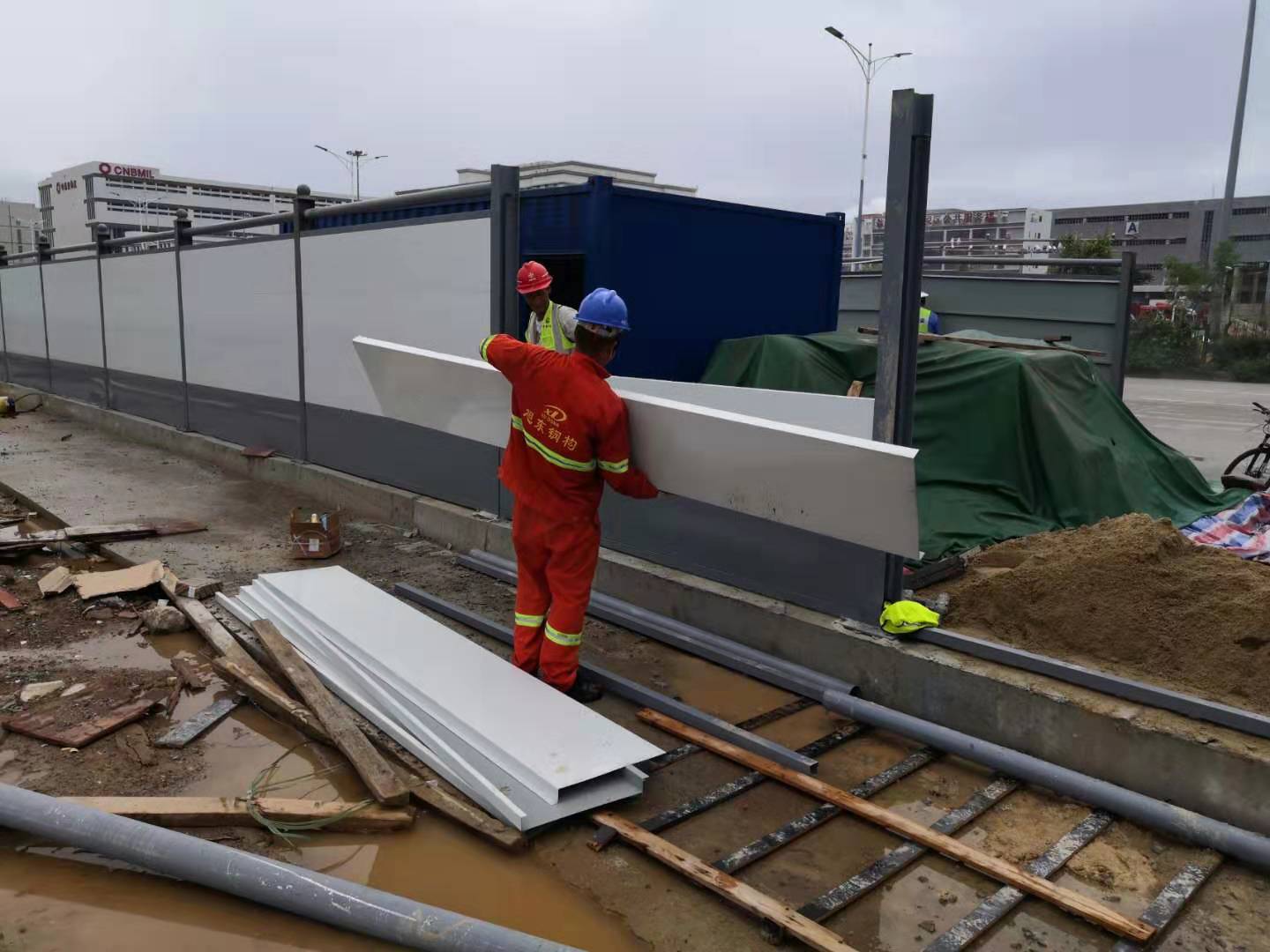 旭東PVC圍擋：超強(qiáng)實(shí)力，與您共同認(rèn)證！